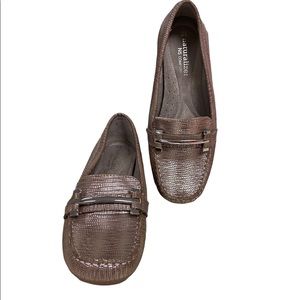NATURALIZER brown snake Gloria slip-on loafer with silver straps, size US 5